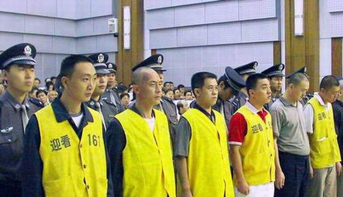 1586941_999592.jpg 1586941_999592.jpg